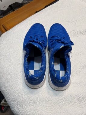 Nike UK Kentucky Athletic Sneakers - Mesh Upper